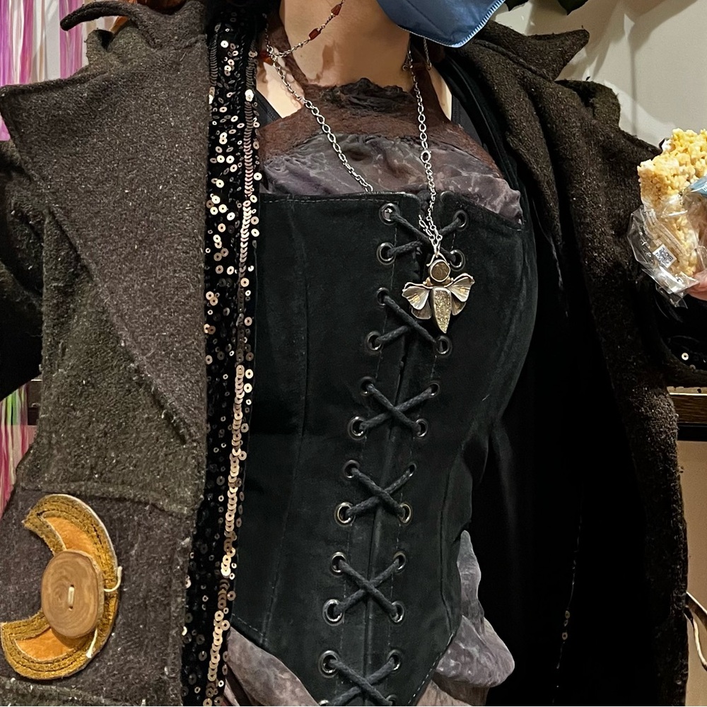 Black Lace-Up Suede Bodice - Picture 5 of 5